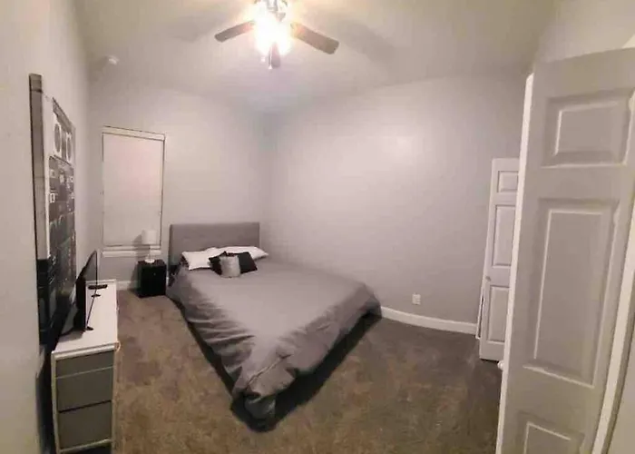 Entire House-Comfy/Close To Downtown/Ybor